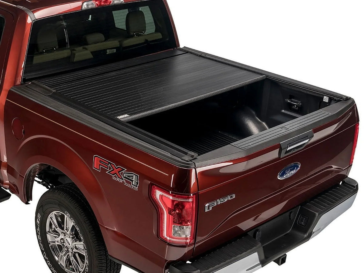 Gator by RealTruck Recoil Retractable Truck Bed Tonneau protector | G30373 | suitable with 2015 - 2020  F-150 5' 7" Bed (67.1")