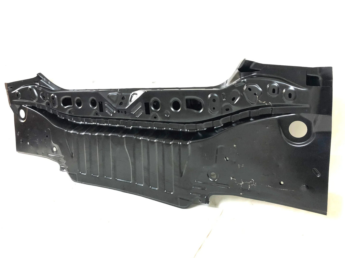 2018 2019 2020 2021 2022 suitable with  Camry Rear Trunk Body Lower Panel