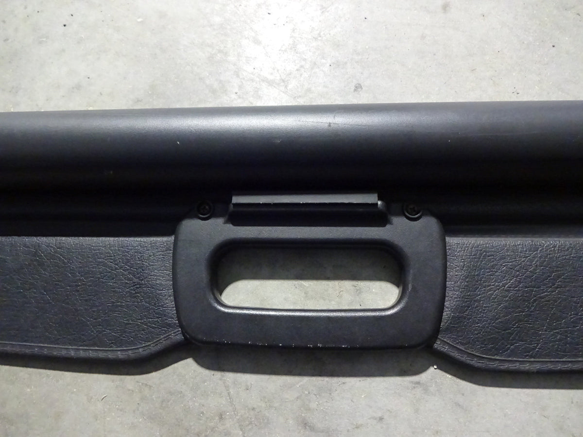 Pre-Owned 2009 Jeep Grand Cherokee Rear Black Cargo shield OEM (Good)