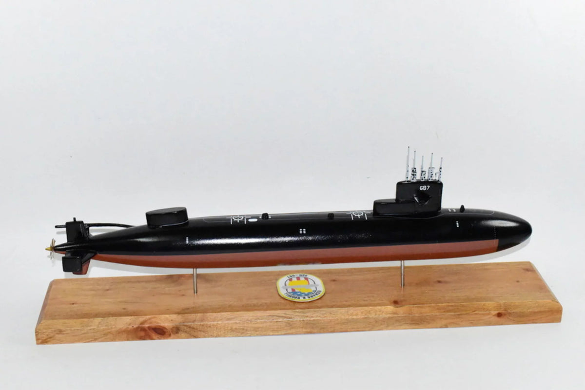Russell SSN-687 Submarine Model, US Navy, Scale Model, Mahogany, Sturgeon Class. USS Richard B
