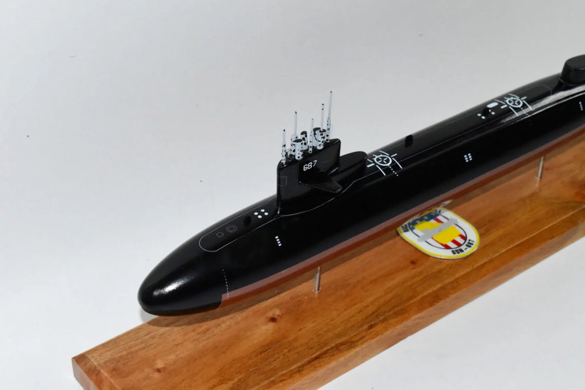 Russell SSN-687 Submarine Model, US Navy, Scale Model, Mahogany, Sturgeon Class. USS Richard B